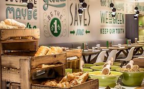 Holiday Inn London Camden Lock